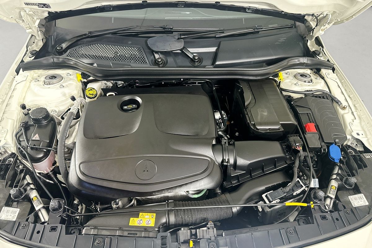 2016 Mercedes-Benz GLA 180 X156 MY16