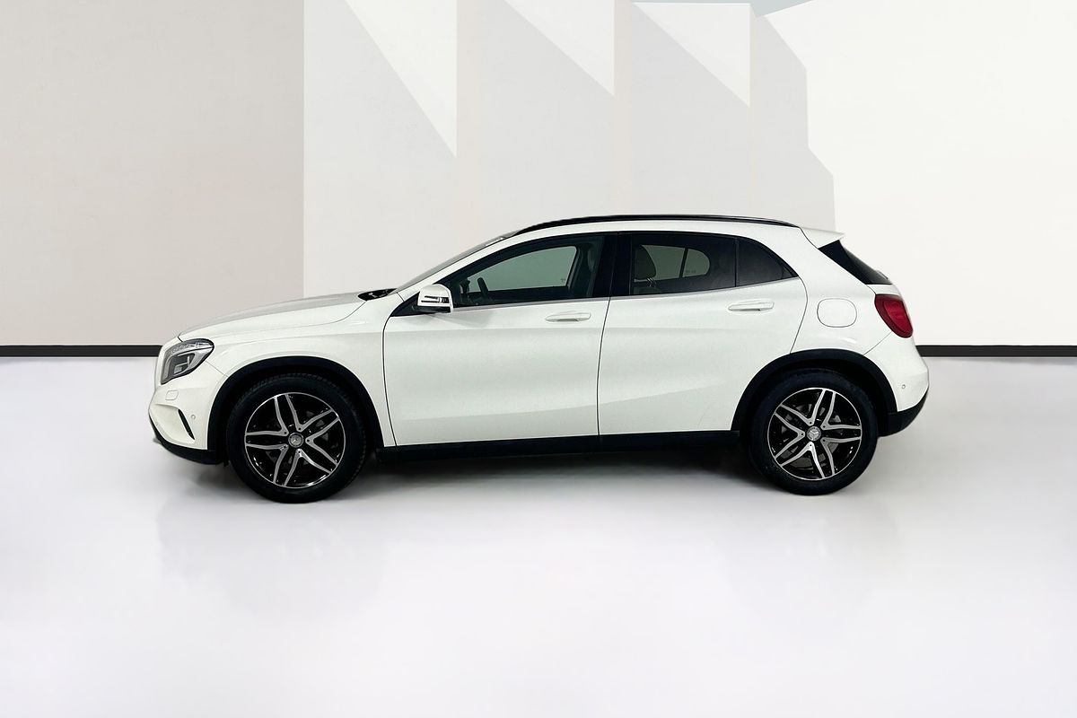 2016 Mercedes-Benz GLA 180 X156 MY16