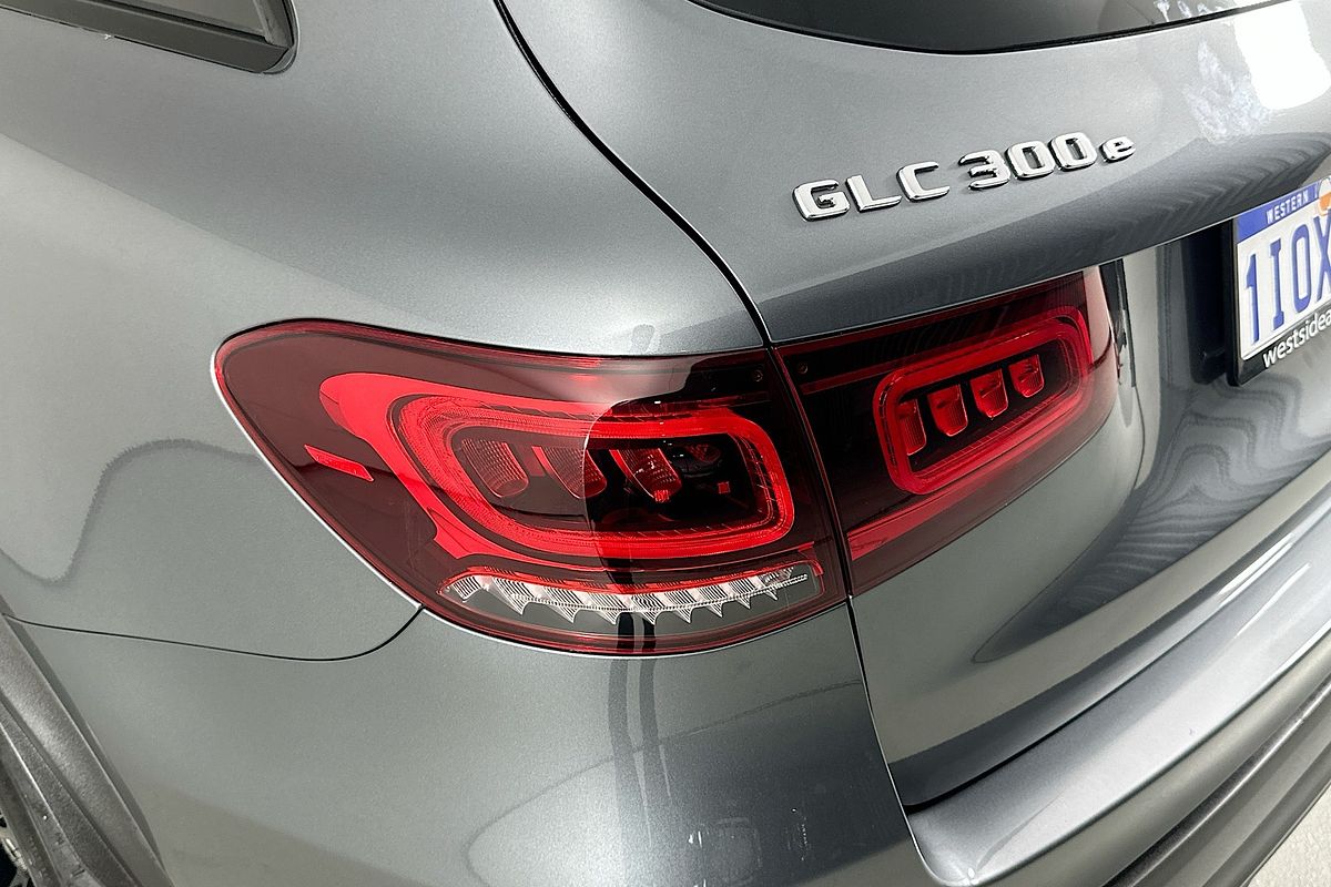 2021 Mercedes-Benz GLC-Class GLC300 e X253