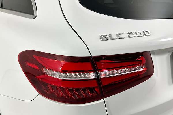 2016 Mercedes-Benz GLC 250 253