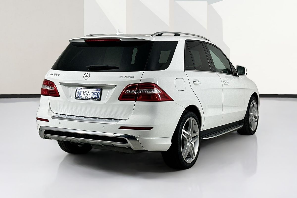 2015 Mercedes-Benz ML 350CDI BLUETEC (4x4) 166 MY15