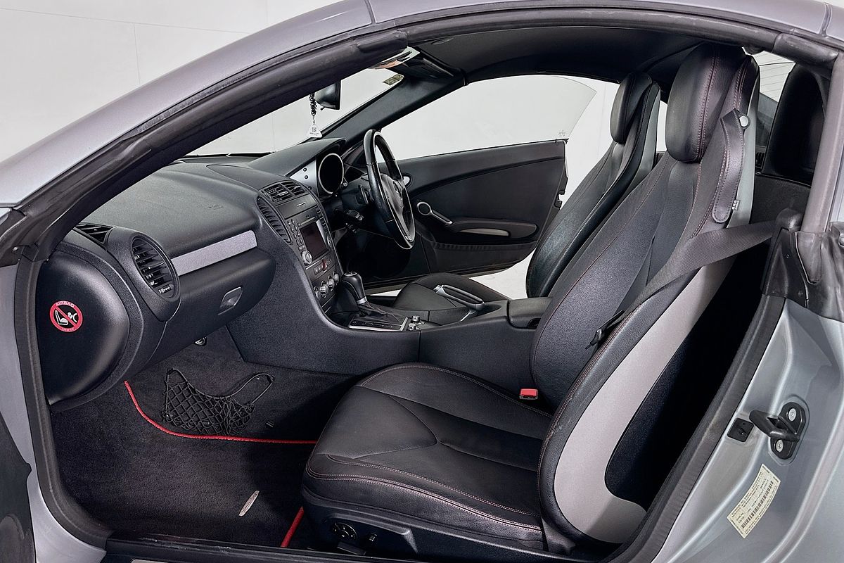 2010 Mercedes-Benz SLK 300 R171 MY10