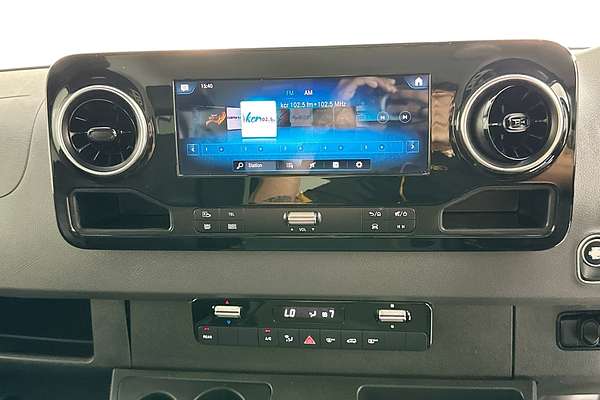 2019 Mercedes-Benz SPRINTER 419CDI VS30 MWB RWD 907 MWB Low Roof
