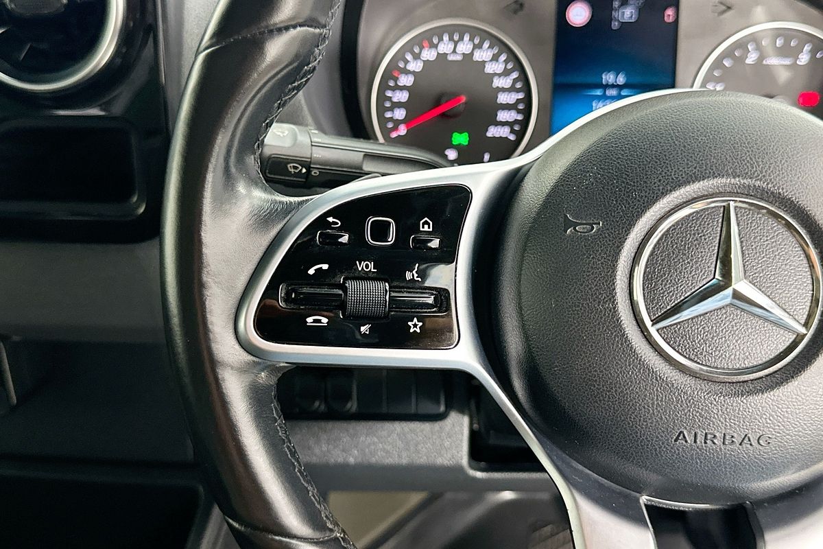 2020 Mercedes-Benz SPRINTER 419CDI VS30 MWB RWD 907 MWB Low Roof