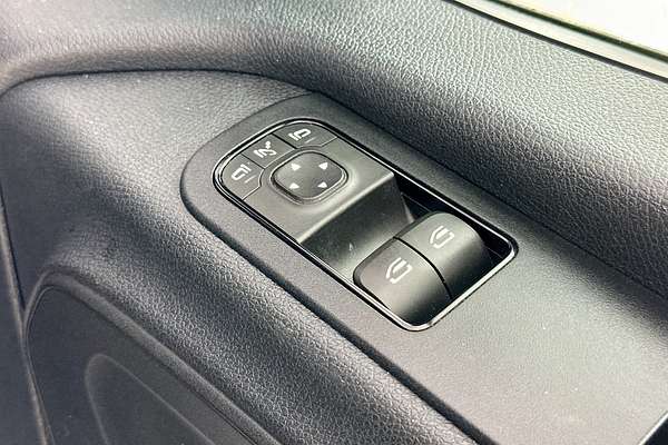 2019 Mercedes-Benz SPRINTER 419CDI VS30 MWB RWD 907 MWB Low Roof