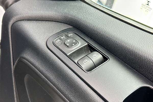 2020 Mercedes-Benz SPRINTER 419CDI VS30 MWB RWD 907 MWB Low Roof