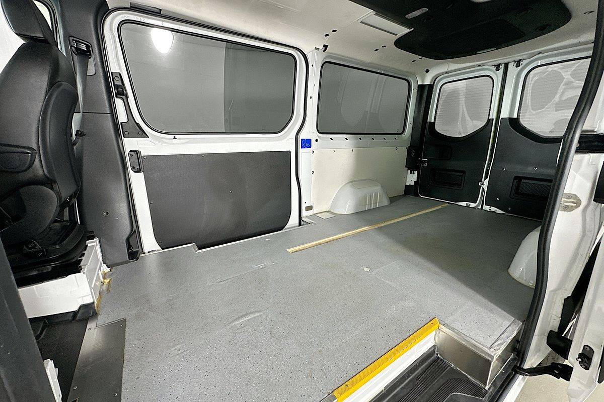 2019 Mercedes-Benz SPRINTER 419CDI VS30 MWB RWD 907 MWB Low Roof