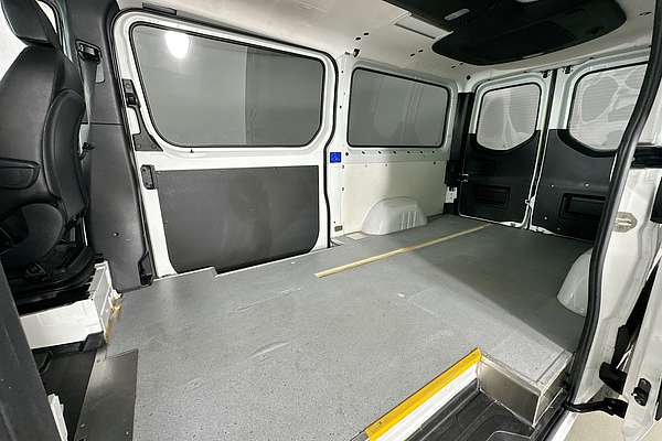 2019 Mercedes-Benz SPRINTER 419CDI VS30 MWB RWD 907 MWB Low Roof