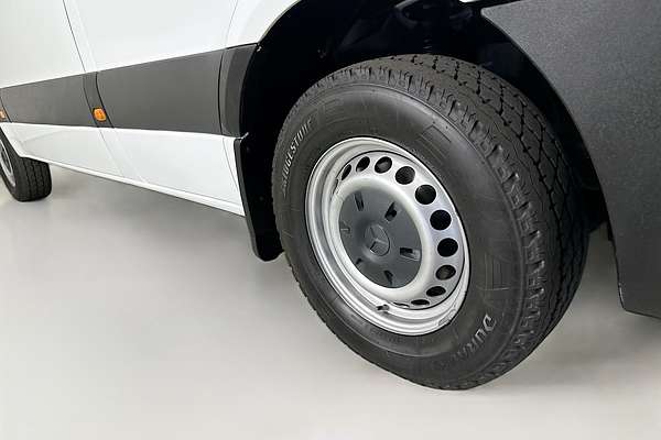 2020 Mercedes-Benz SPRINTER 419CDI VS30 MWB RWD 907 MWB Low Roof