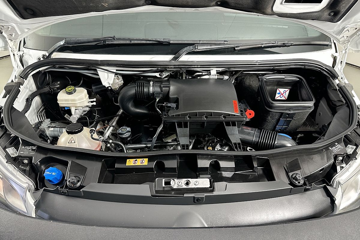 2020 Mercedes-Benz SPRINTER 419CDI VS30 MWB RWD 907 MWB Low Roof