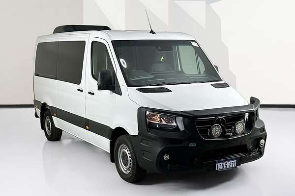 2020 Mercedes-Benz SPRINTER 419CDI VS30 MWB RWD 907 MWB Low Roof