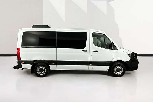 2020 Mercedes-Benz SPRINTER 419CDI VS30 MWB RWD 907 MWB Low Roof