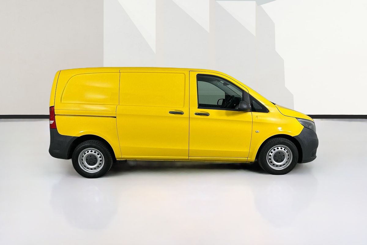 2017 Mercedes-Benz VITO 114 BLUETEC SWB 447