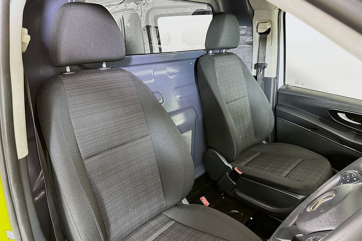2017 Mercedes-Benz VITO 114 BLUETEC SWB 447