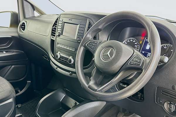 2017 Mercedes-Benz VITO 114 BLUETEC SWB 447