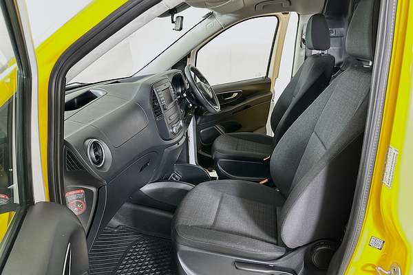 2017 Mercedes-Benz VITO 114 BLUETEC SWB 447