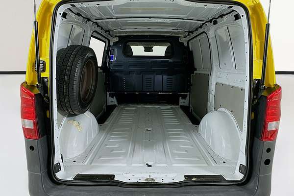 2017 Mercedes-Benz VITO 114 BLUETEC SWB 447