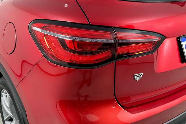 2024 MG HS +EV Essence SAS23