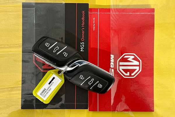 2024 MG MG5 VIBE MY24