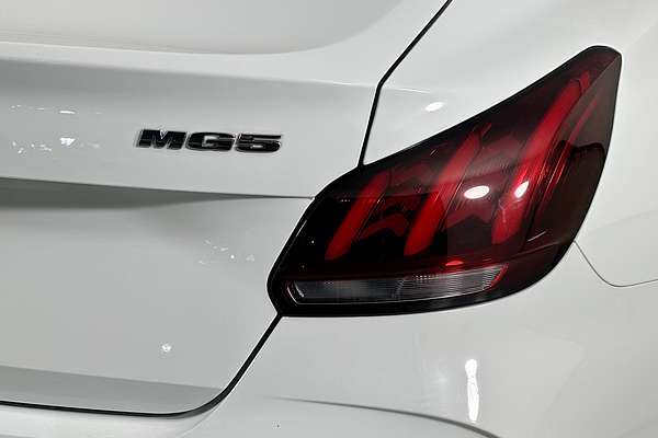 2024 MG MG5 VIBE MY24