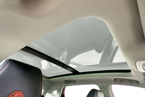 2023 MG ZST ESSENCE MY22