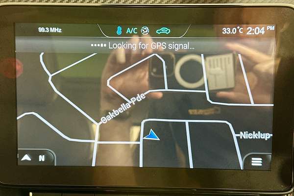 2023 MG ZST ESSENCE MY22