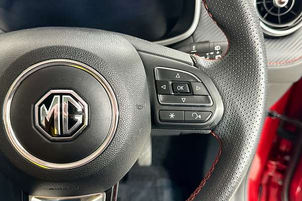 2023 MG ZST ESSENCE MY22
