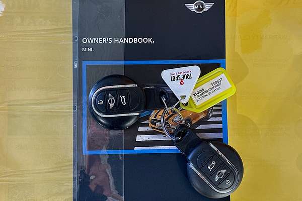 2017 MINI 3D HATCH COOPER F56 MY17