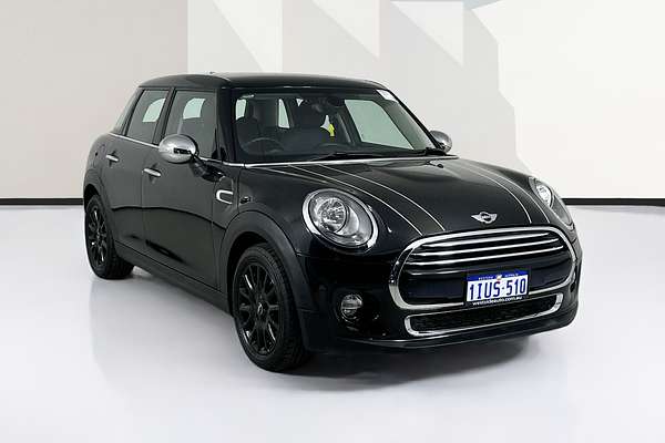 2016 MINI COOPER CLUBMAN F54