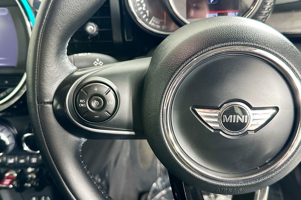 2016 MINI COOPER CLUBMAN F54