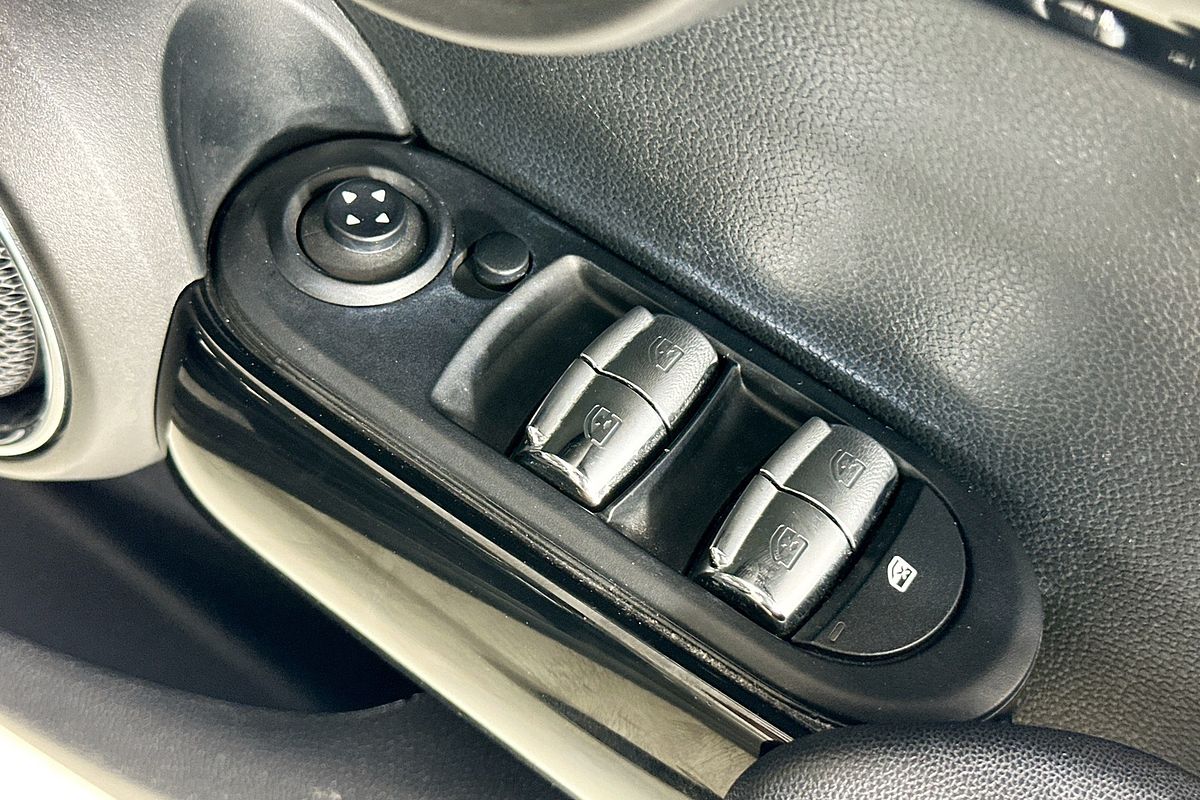 2016 MINI COOPER CLUBMAN F54