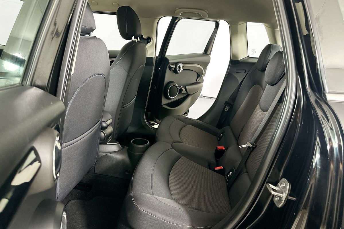 2016 MINI COOPER CLUBMAN F54