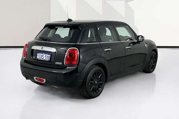 2016 MINI COOPER CLUBMAN F54