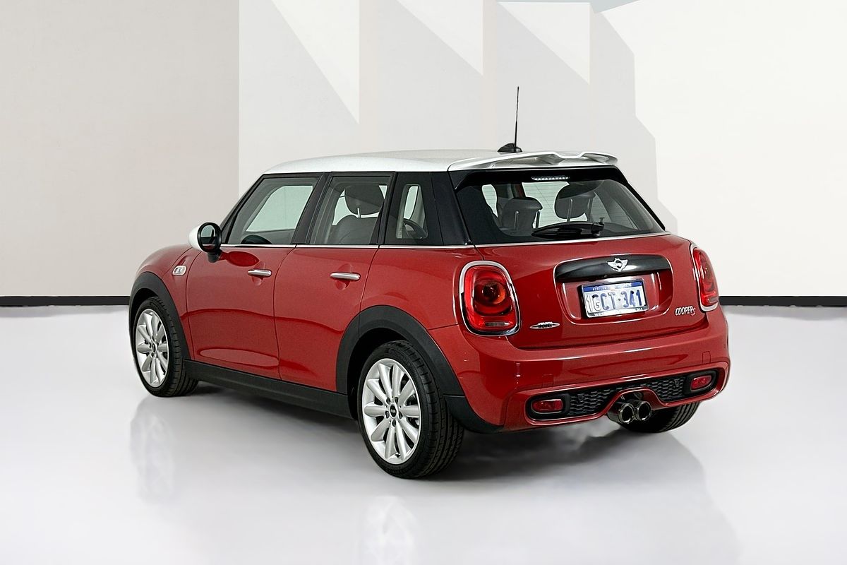2016 MINI Cooper S F55