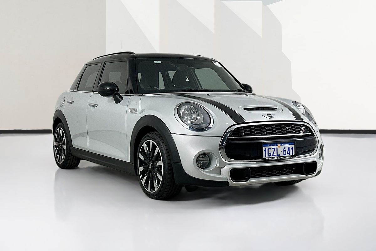 2015 MINI COOPER S F55