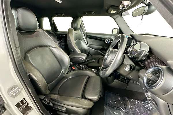 2015 MINI COOPER S F55