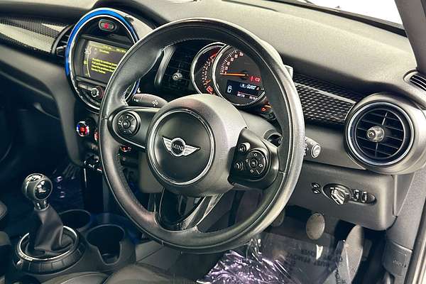 2015 MINI COOPER S F55