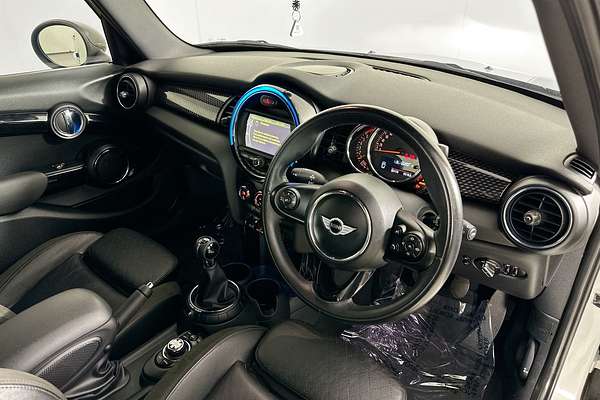 2015 MINI COOPER S F55