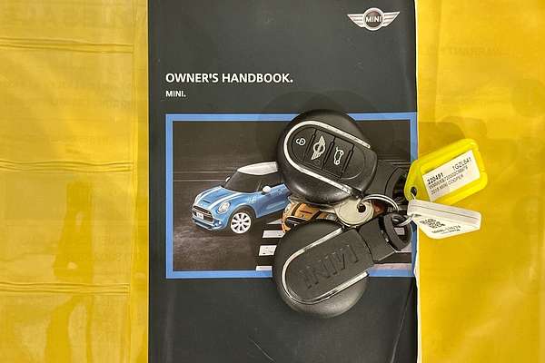 2015 MINI COOPER S F55