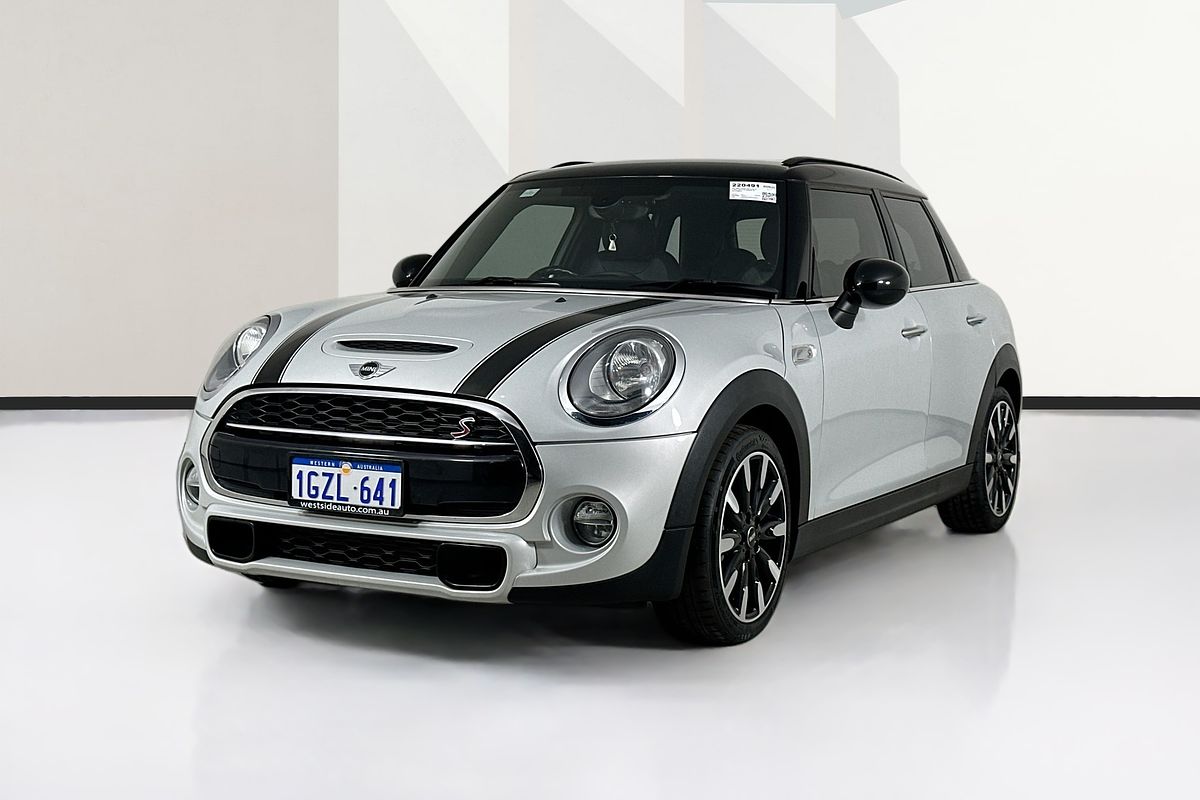 2015 MINI COOPER S F55