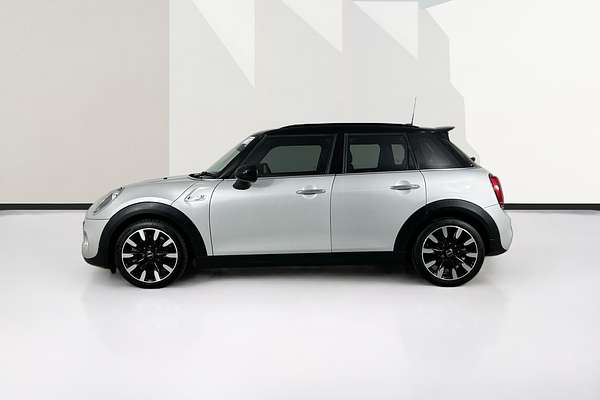 2015 MINI COOPER S F55