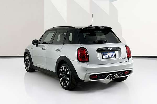 2015 MINI COOPER S F55