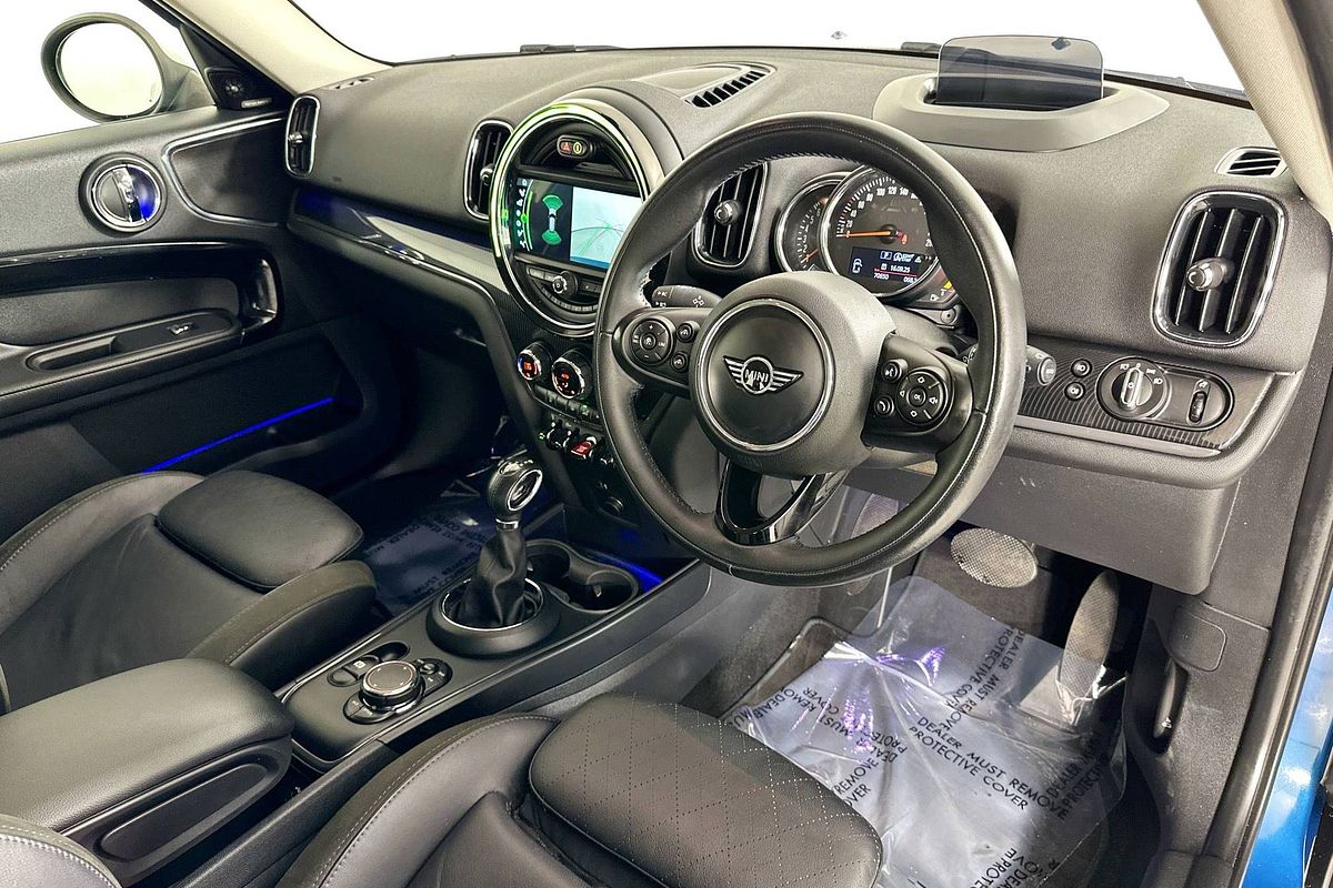 2019 MINI COUNTRYMAN COOPER F60