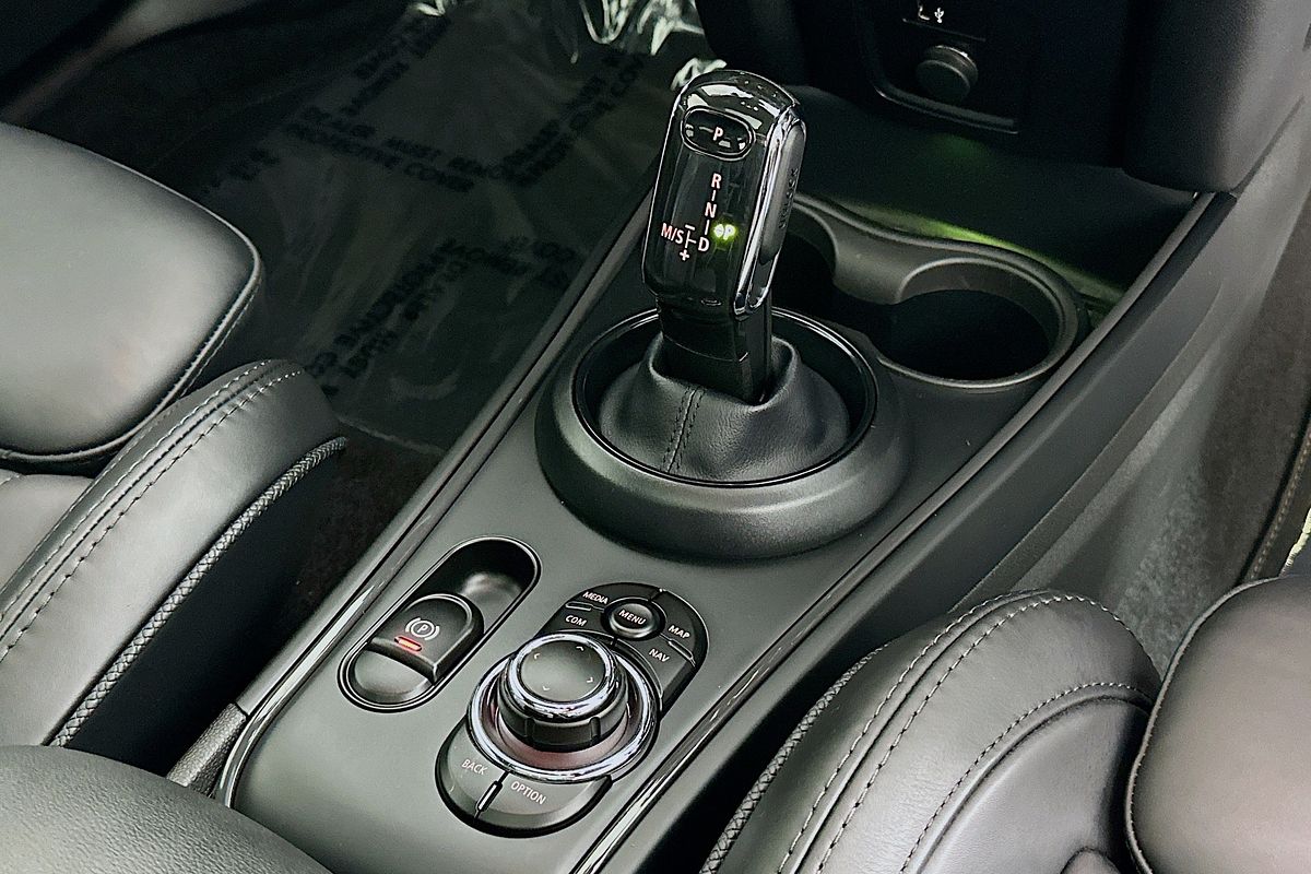 2023 MINI COUNTRYMAN COOPER CLASSIC F60