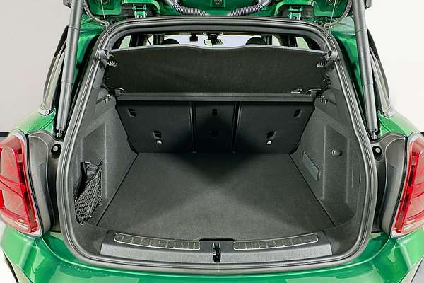 2023 MINI COUNTRYMAN COOPER CLASSIC F60