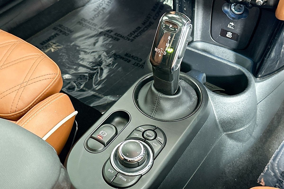 2023 MINI 5D HATCH COOPER S CLASSIC F55