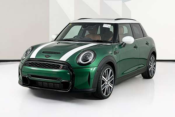 2023 MINI 5D HATCH COOPER S CLASSIC F55