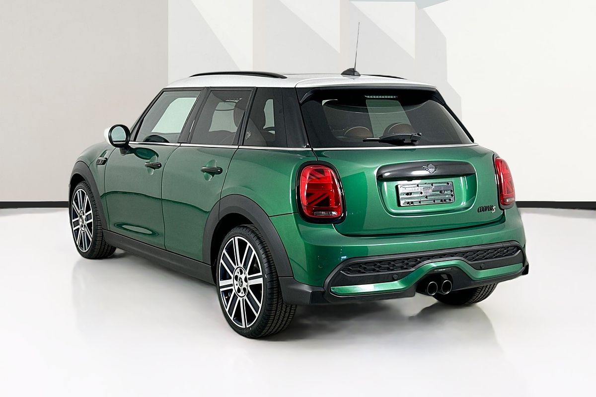 2023 MINI 5D HATCH COOPER S CLASSIC F55