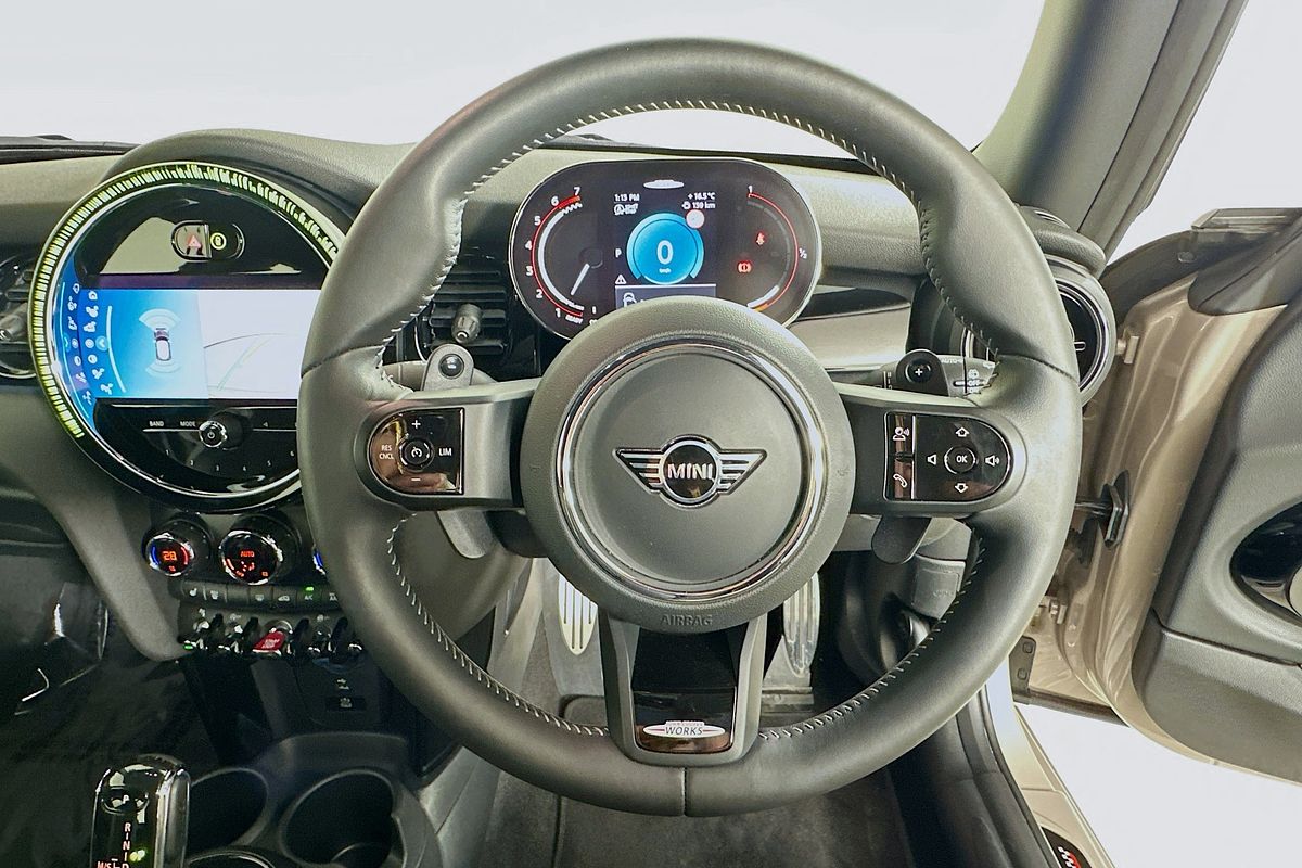 2024 MINI Hatch JCW CLASSIC F56