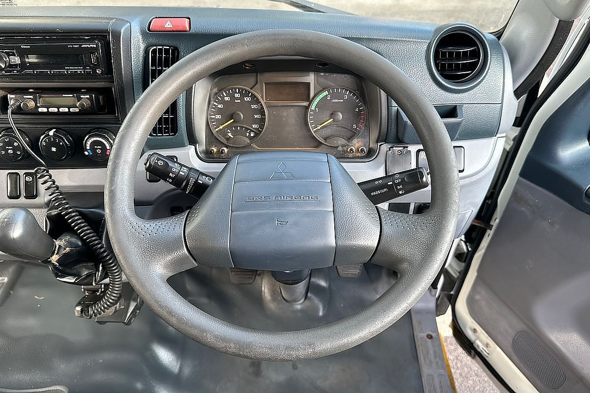 2012 Mitsubishi Canter 715 6.5 MWB (4x4) FG 4X4